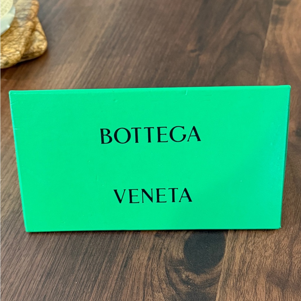 Bottega Veneta Cream Sunglasses with Gold Accents - Picture 6 of 6